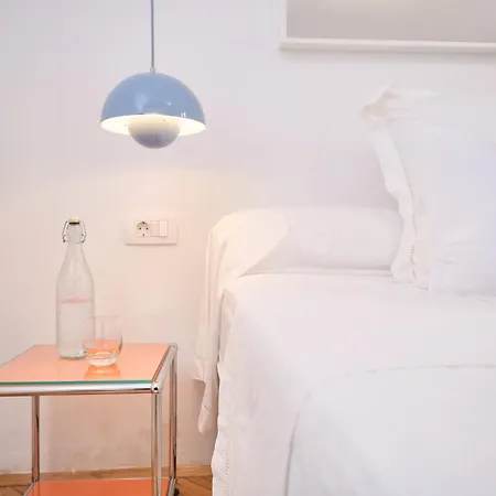 Old Town Hideaway - Cozy House * Split