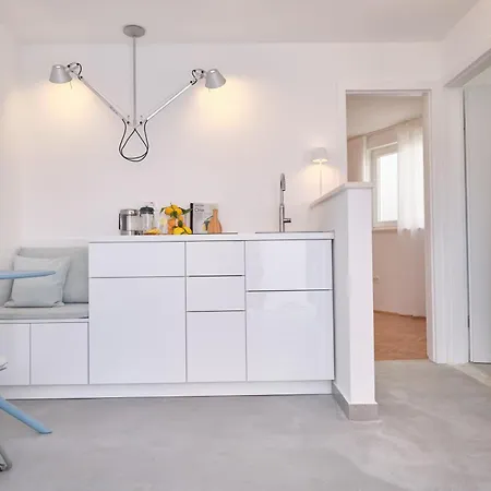 Apartment Split Old Town Hideaway - Cozy House