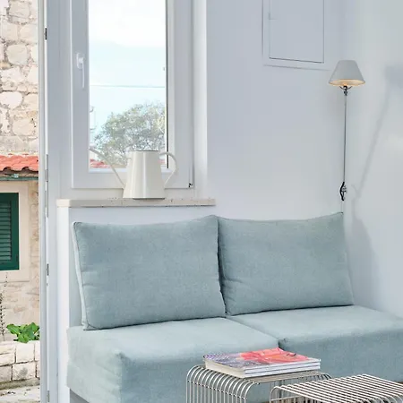 Apartment Split Old Town Hideaway - Cozy House