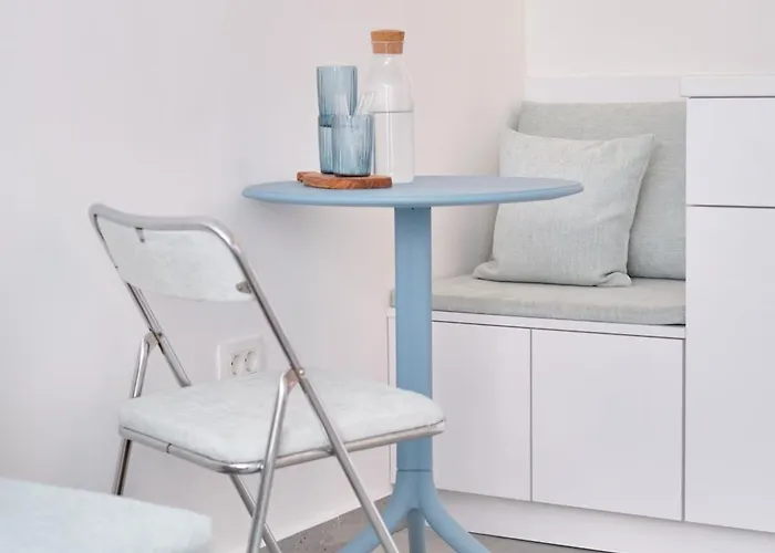 Old Town Hideaway - Cozy House Apartamento *